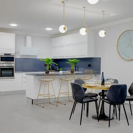 Art Deco In By Buena Vista Apartment Sliema