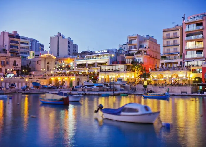 Art Deco In By Buena Vista Apartment *