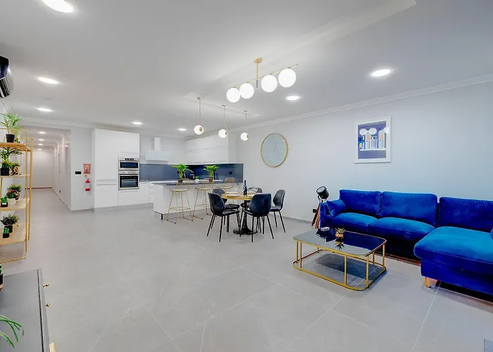 Art Deco In By Buena Vista *